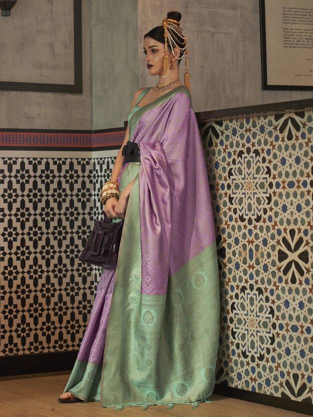 Purple Traditional Woven Kanjivaram Silk Blend Saree – Elegant & Versatile for All Occasions Secondary image