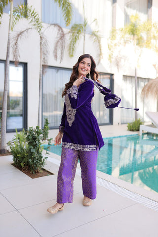 Purple Velvet Top Pant Set & Matching Batwa
