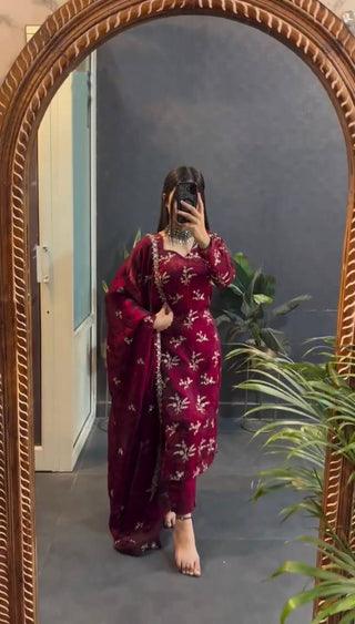 Rani Pink Elegant Crunchy Silk Ensemble ClothsVilla