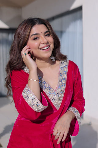Rani Pink Zari & Real Mirror Work Kurta Pant Set with Batwa Clothsvilla
