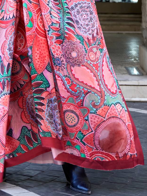 Red Digital Print Saree in Satin Silk Blend – Party & Wedding Wear ClothsVilla