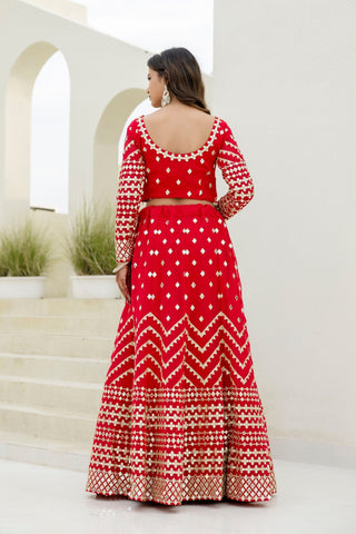 Red Elegant Georgette Foil Embroidered Lehenga Set with Dupatta – Semi-Stitched Lehenga & Unstitched Blouse ClothsVilla