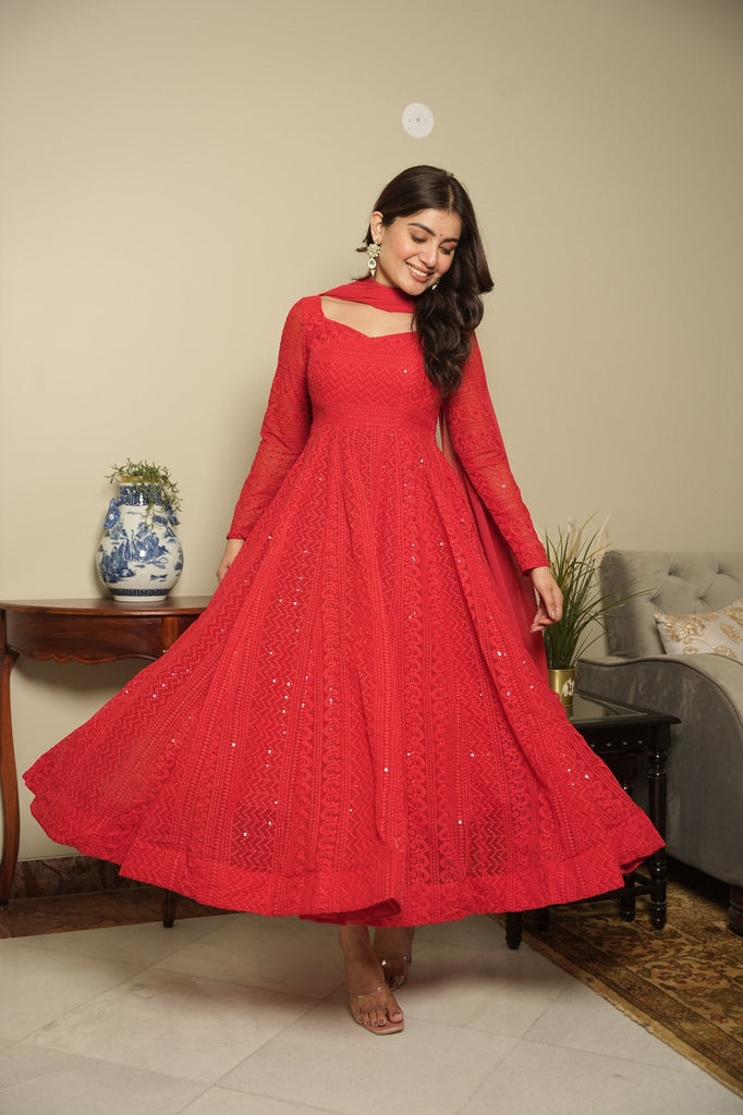 Red Elegant Georgette Printed Suit Set with Tassel Dupatta – Flowy & Chic Clothsvilla