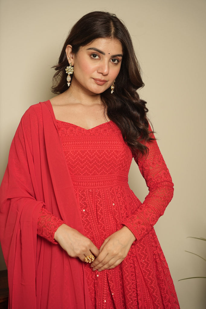 Red Elegant Georgette Printed Suit Set with Tassel Dupatta – Flowy & Chic Clothsvilla