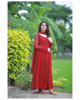 Red Elegant Georgette Silk Anarkali Suit with Modern Touch ELORIYA