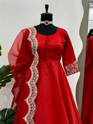Red Elegant Tapeta Silk Gown with Embroidered Butterfly Net Dupatta ClothsVilla