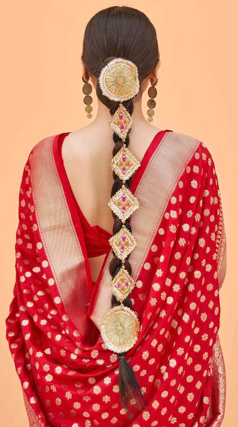 Red Graceful Georgette Saree with Unstitched Blouse Piece ClothsVilla