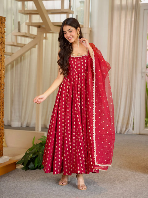 Red Heavy Embroidered Gown ClothsVilla Main image
