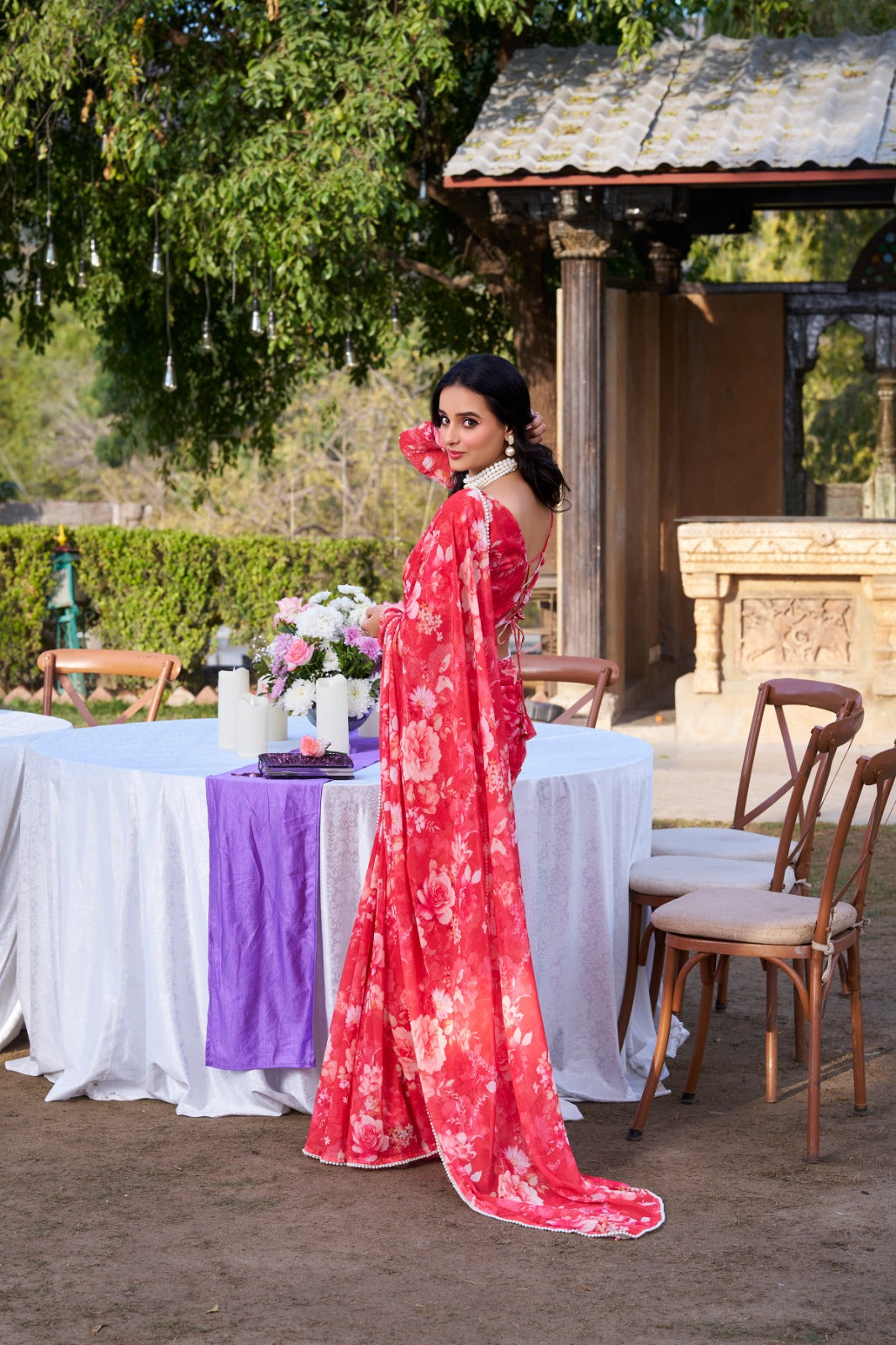 Red Refined Beauty Weightless Marble Printed Saree with Pearl Lace Border Clothsvilla