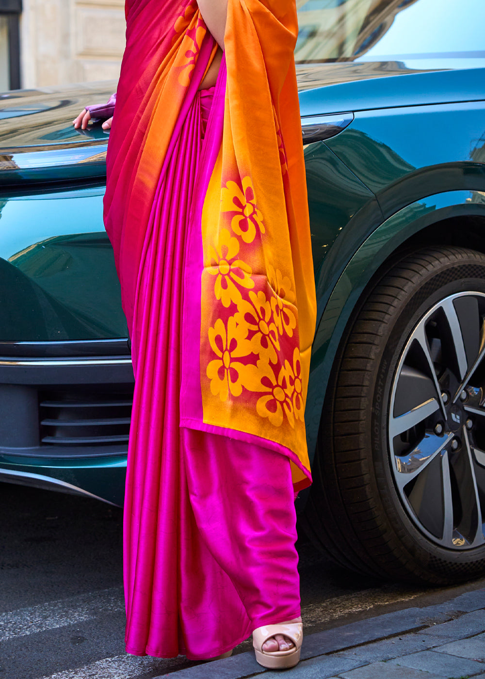 Rose Pink Elegant Satin Crepe Saree – A Perfect Blend of Luxury & Grace ClothsVilla