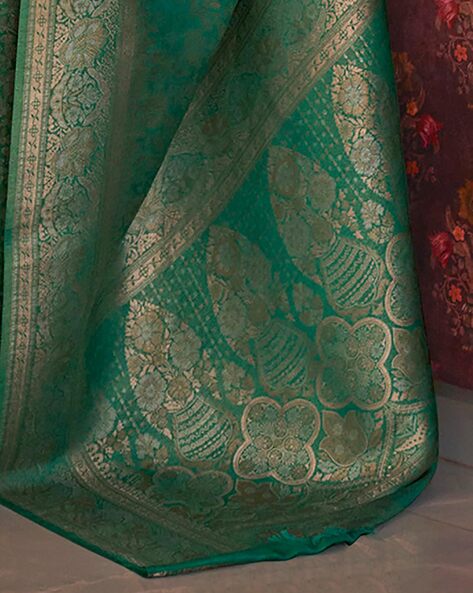 Sea Green Graceful Kanjivaram Silk Blend Saree – Woven Design ClothsVilla