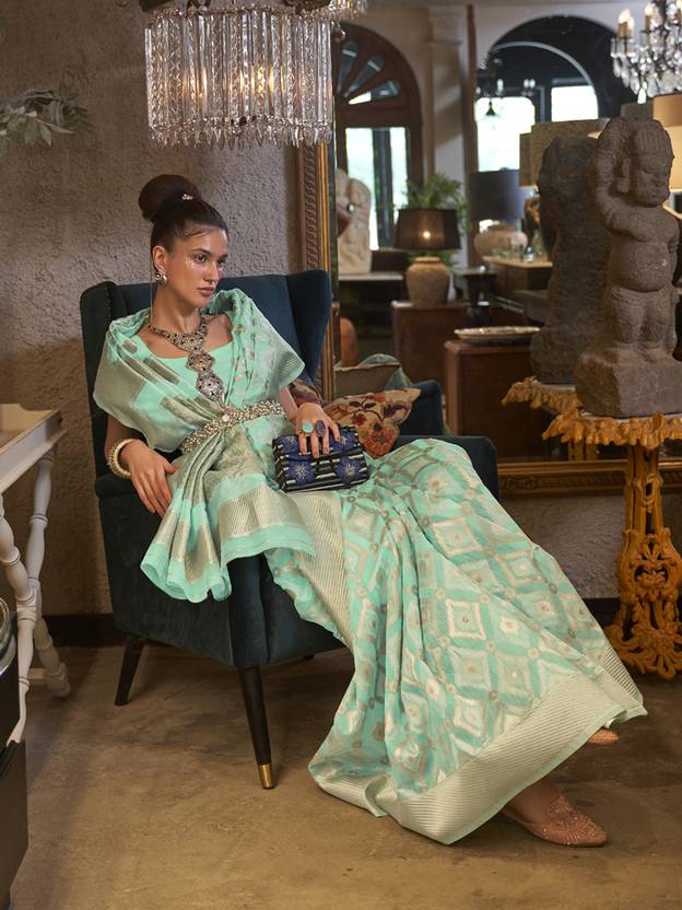 Sky Blue Traditional Linen Banarasi Saree with Unstitched Blouse Piece Secondary image