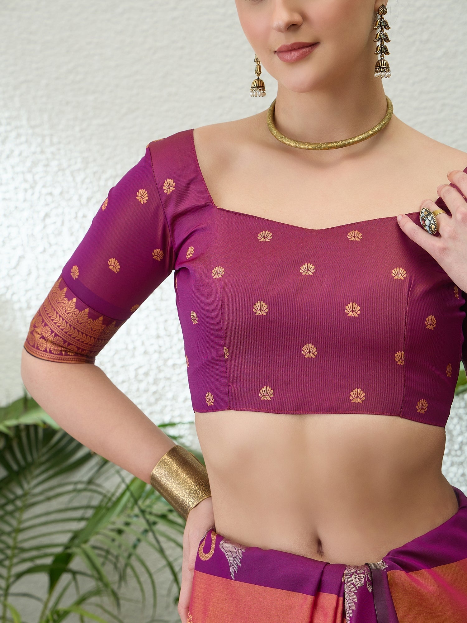 Tarunika Handloom Silk Saree for Wedding & Festive Wear ClothsVilla
