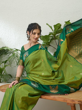 Tarunika Handloom Silk Saree for Wedding & Festive Wear ClothsVilla