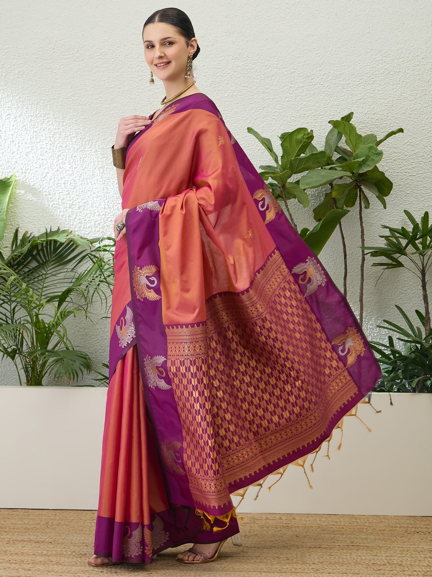 Tarunika Handloom Silk Saree for Wedding & Festive Wear ClothsVilla