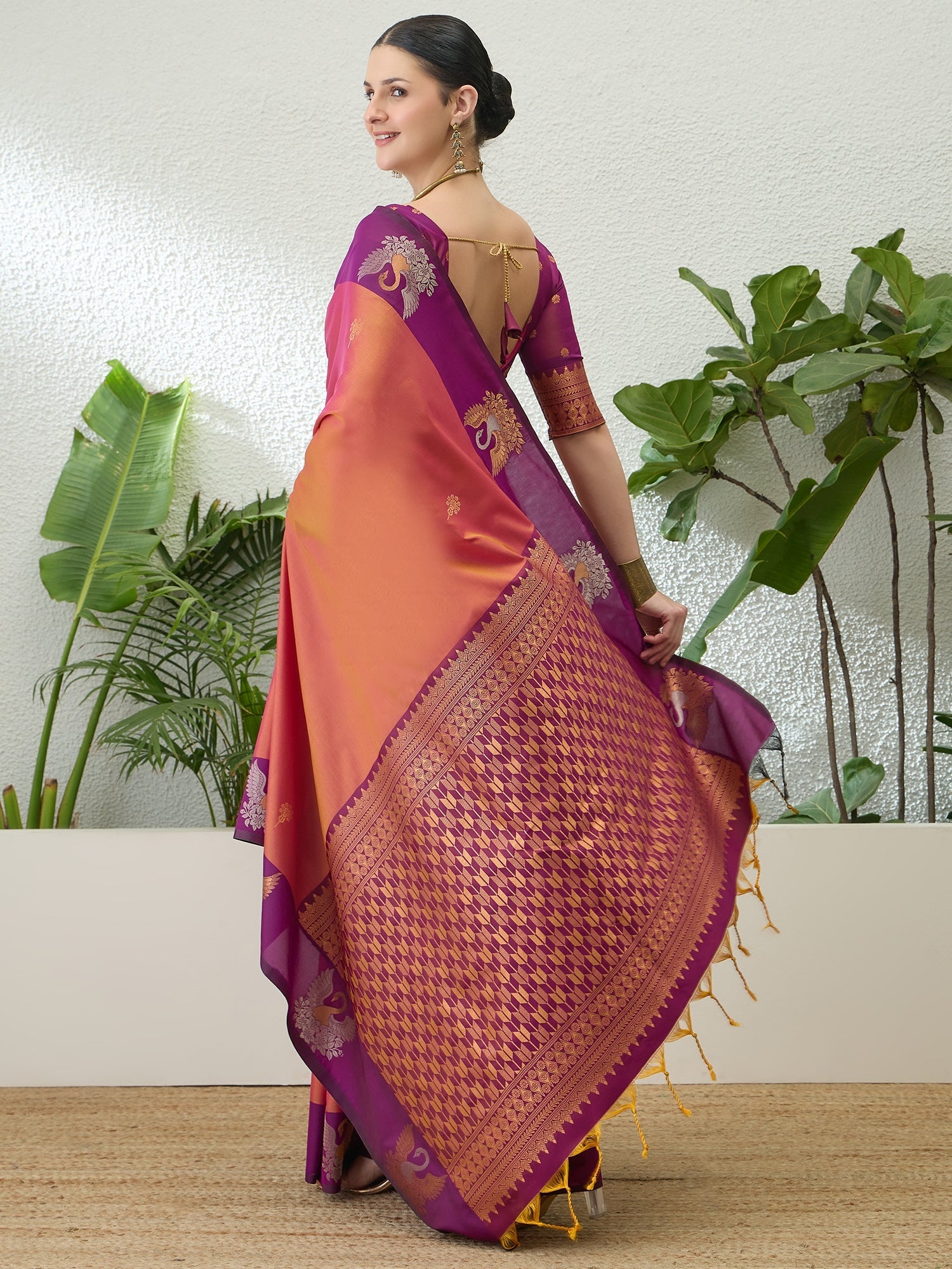 Tarunika Handloom Silk Saree for Wedding & Festive Wear ClothsVilla