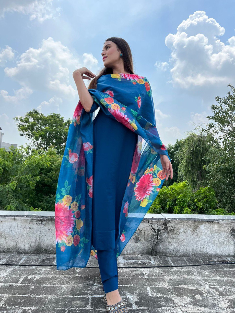 Teal Blue Elegant Cotton Silk Suit Set with Floral Organza Dupatta