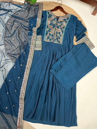 Teal Roman Silk Sequins & Thread Embroidered Kurti Pant Set with Organza Embroidered Dupatta – Stitched Premium Ensemble ClothsVilla