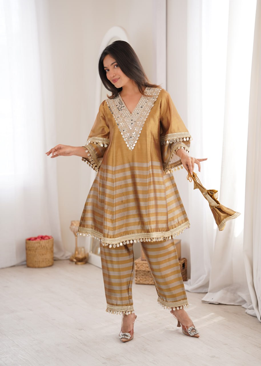 Two-Tone Mirror Work Kurta Set with Batwa ClothsVilla