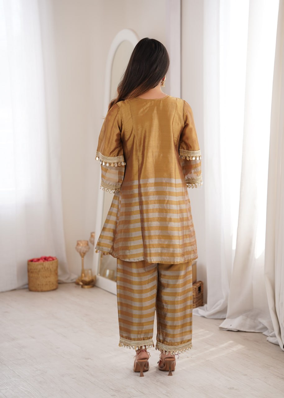 Two-Tone Mirror Work Kurta Set with Batwa ClothsVilla