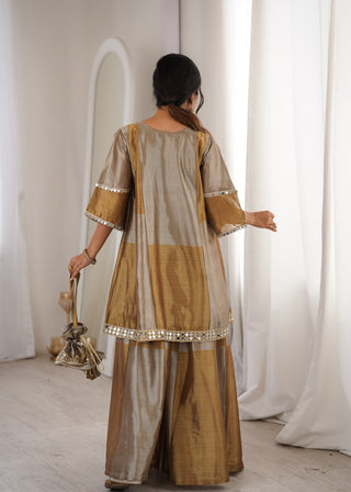 Two-Tone Tissue Kurta Set & Batwa ClothsVilla