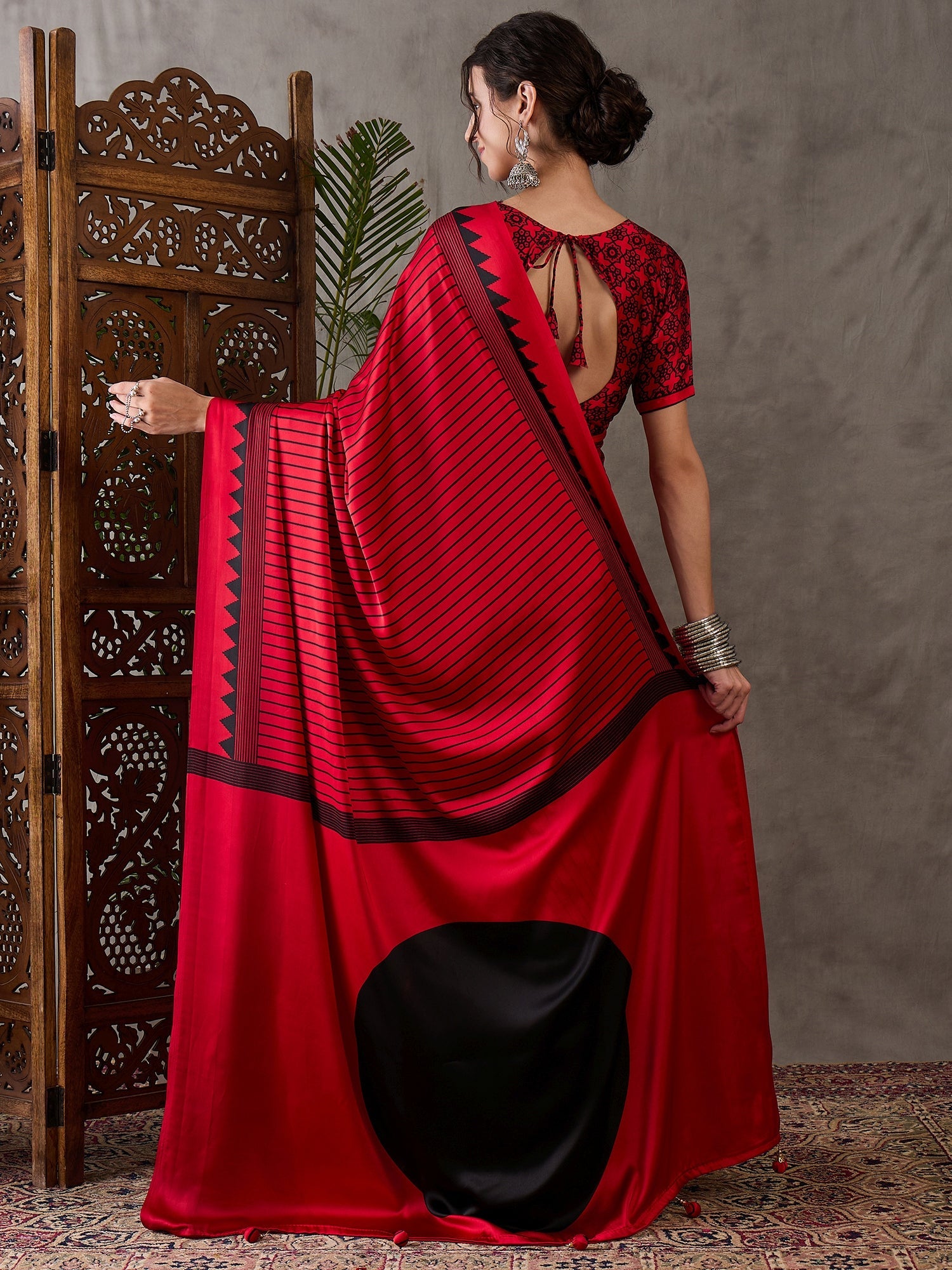 Vihana Graceful Semi Modal Saree for Ethnic Celebrations ClothsVilla