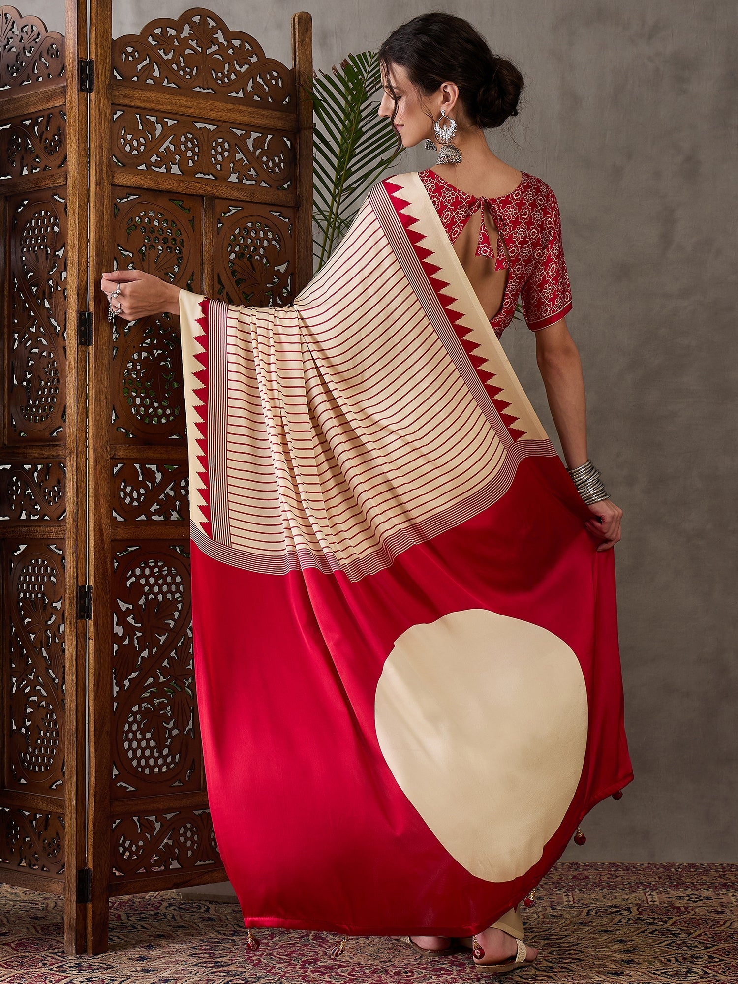 Vihana Graceful Semi Modal Saree for Ethnic Celebrations ClothsVilla