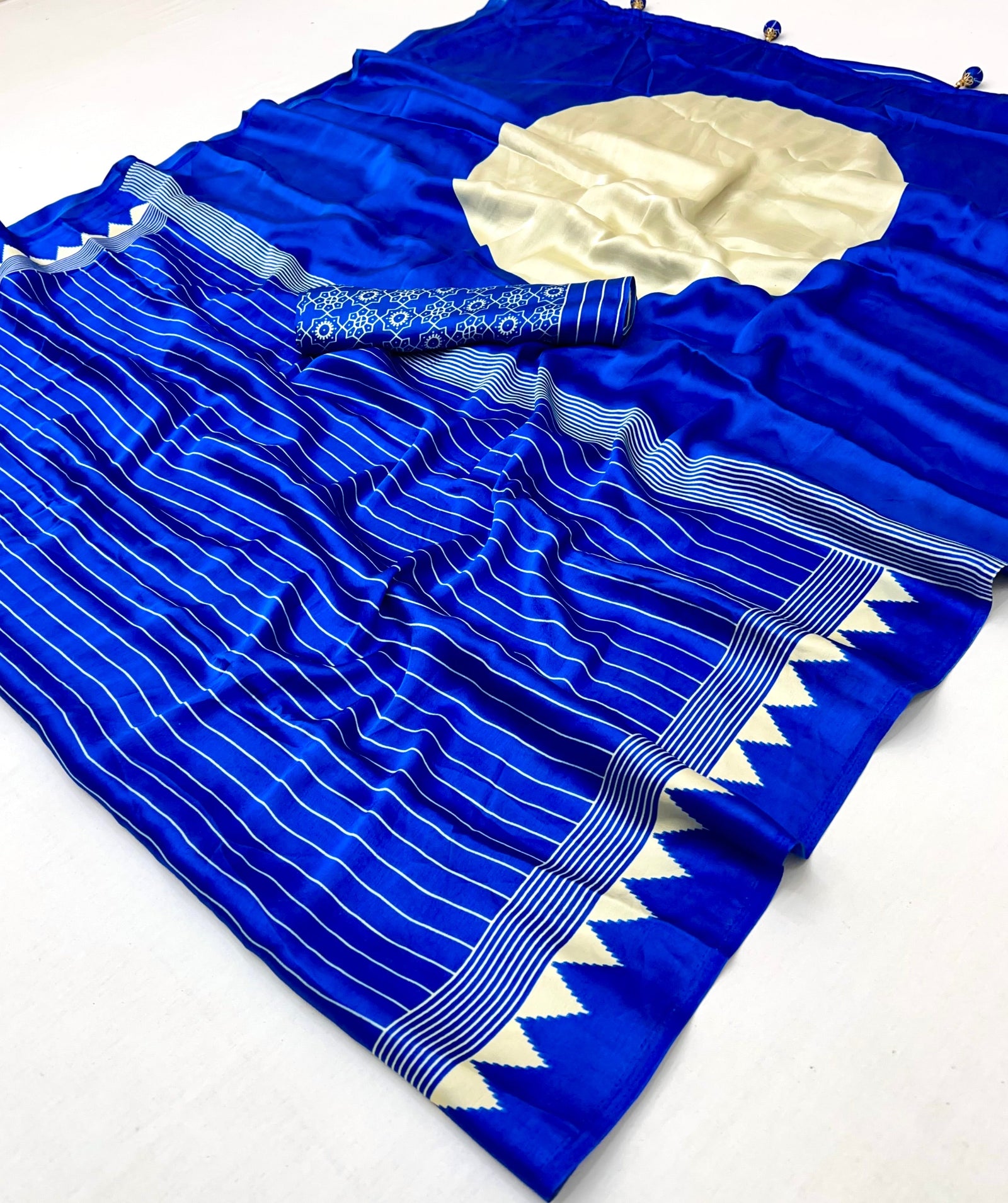 Vihana Graceful Semi Modal Saree for Ethnic Celebrations ClothsVilla