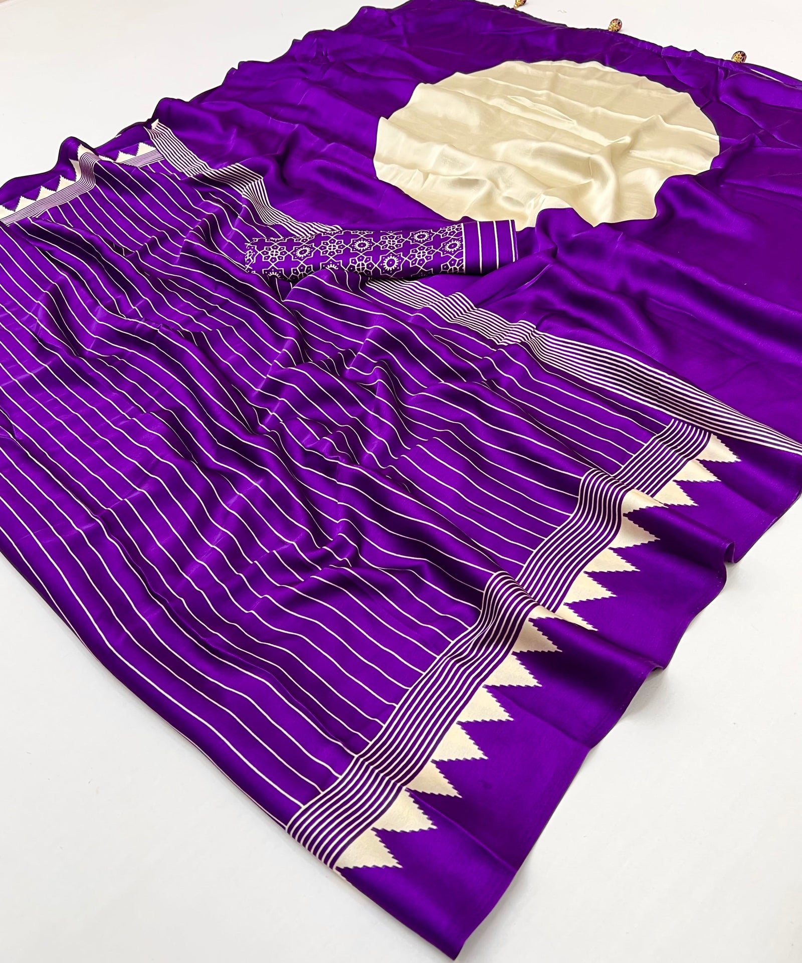 Vihana Graceful Semi Modal Saree for Ethnic Celebrations ClothsVilla