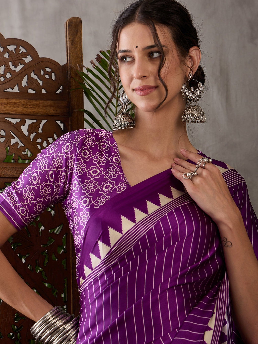 Vihana Graceful Semi Modal Saree for Ethnic Celebrations ClothsVilla