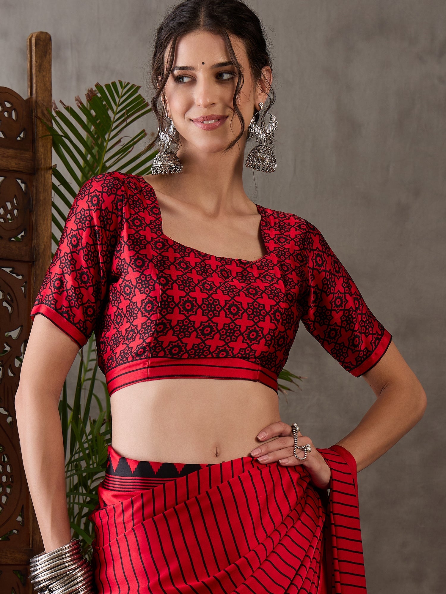 Vihana Graceful Semi Modal Saree for Ethnic Celebrations ClothsVilla