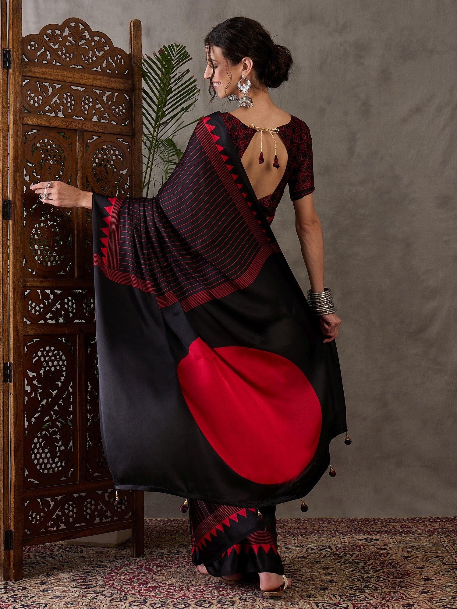 Vihana Graceful Semi Modal Saree for Ethnic Celebrations ClothsVilla