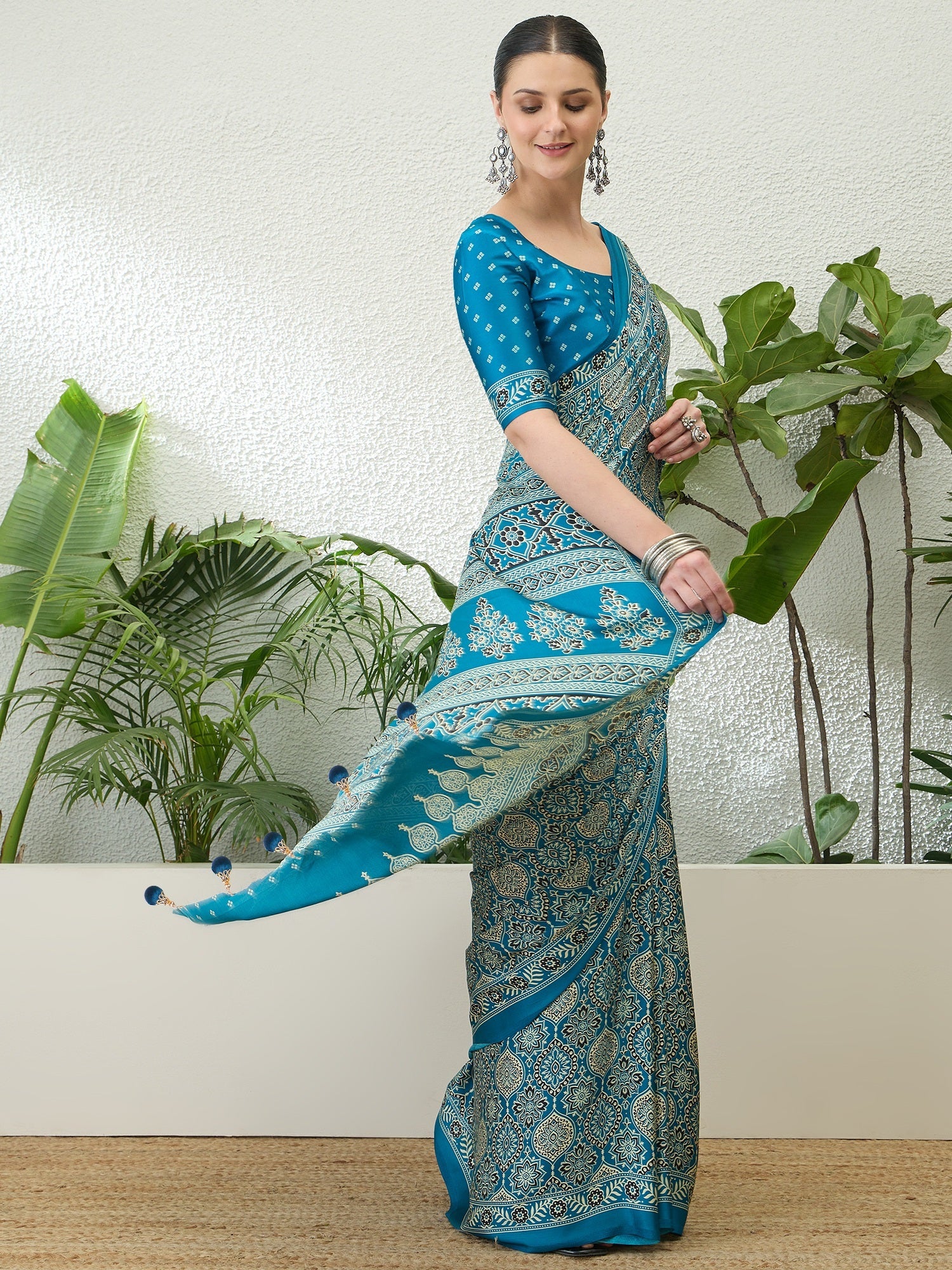 Vritara Graceful Semi Modal Saree for Ethnic Celebrations ClothsVilla