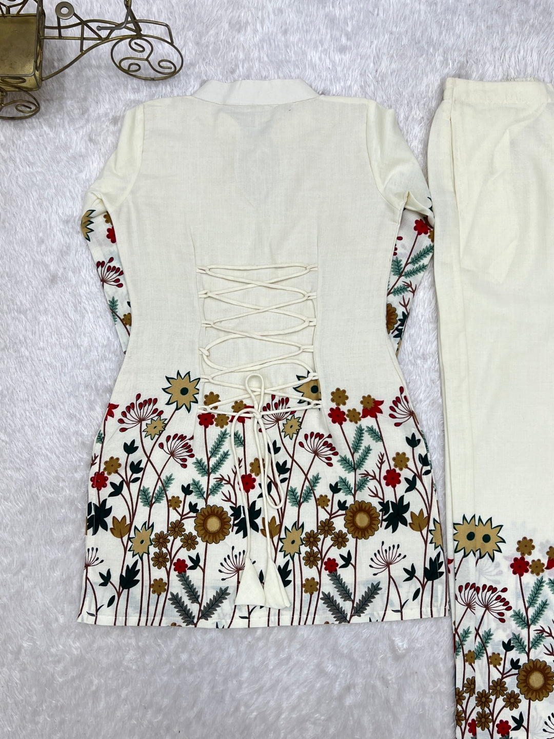 White Cotton Floral Printed Kurta Pant Set ClothsVilla