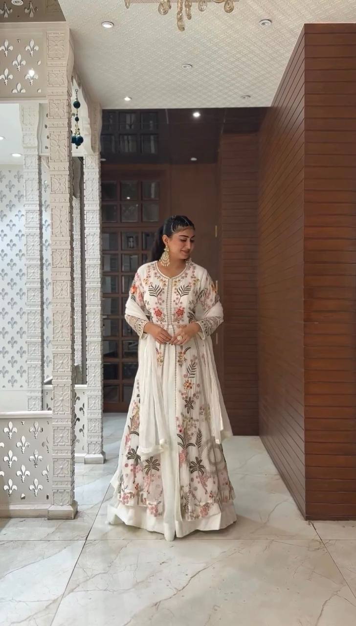 White Elegant Fox Georgette Lehenga Set with Full-Stitched Top & Lace Border Dupatta ClothsVilla