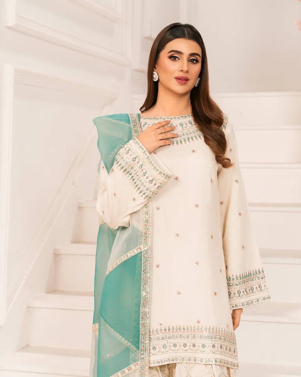 White Embroidered Crepe Kurti with Farshi Plazzo & Organza Dupatta Full Stitched Designer Set with 5mm Sequin & Diamond Handwork ClothsVilla