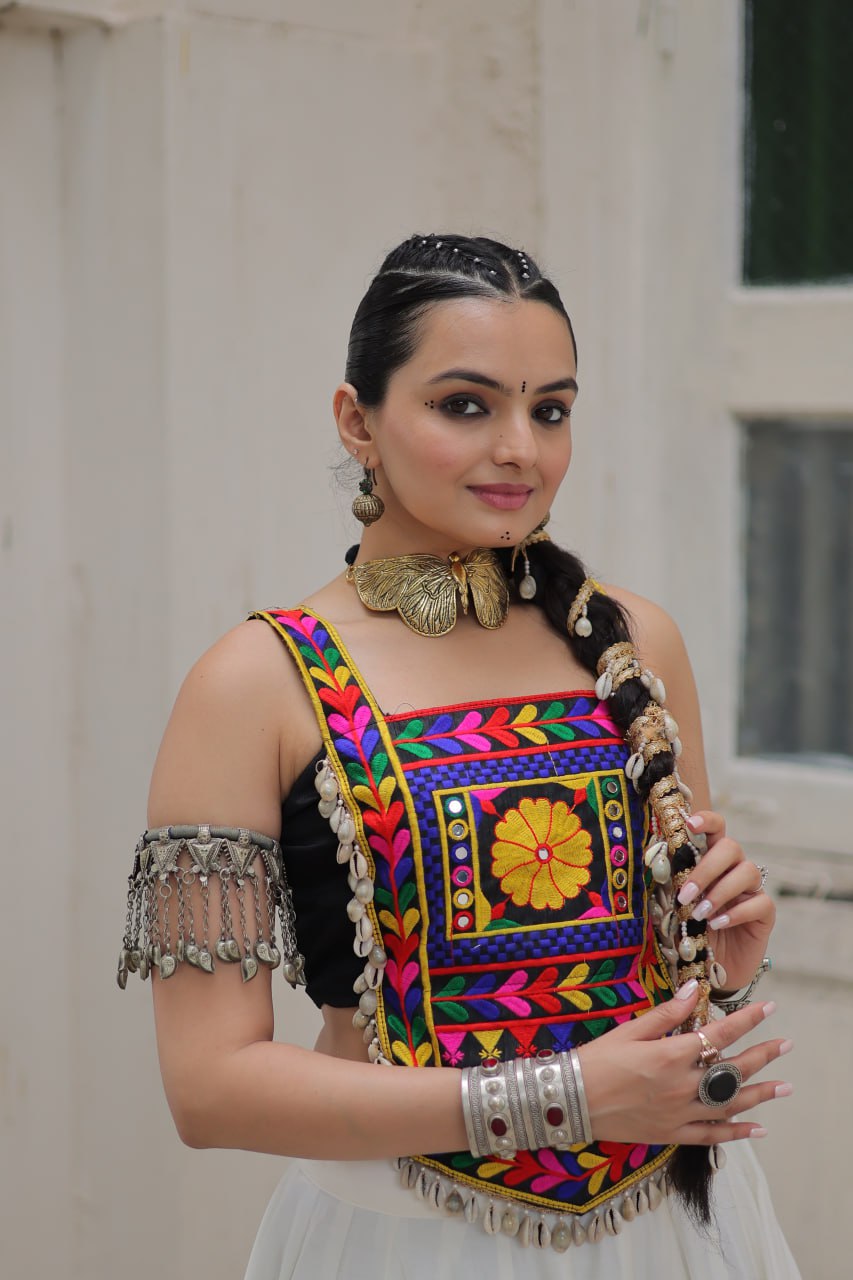 White Festive Roman Fabric Lehenga with black Kutchi Gamthi Embroidered Top ClothsVilla