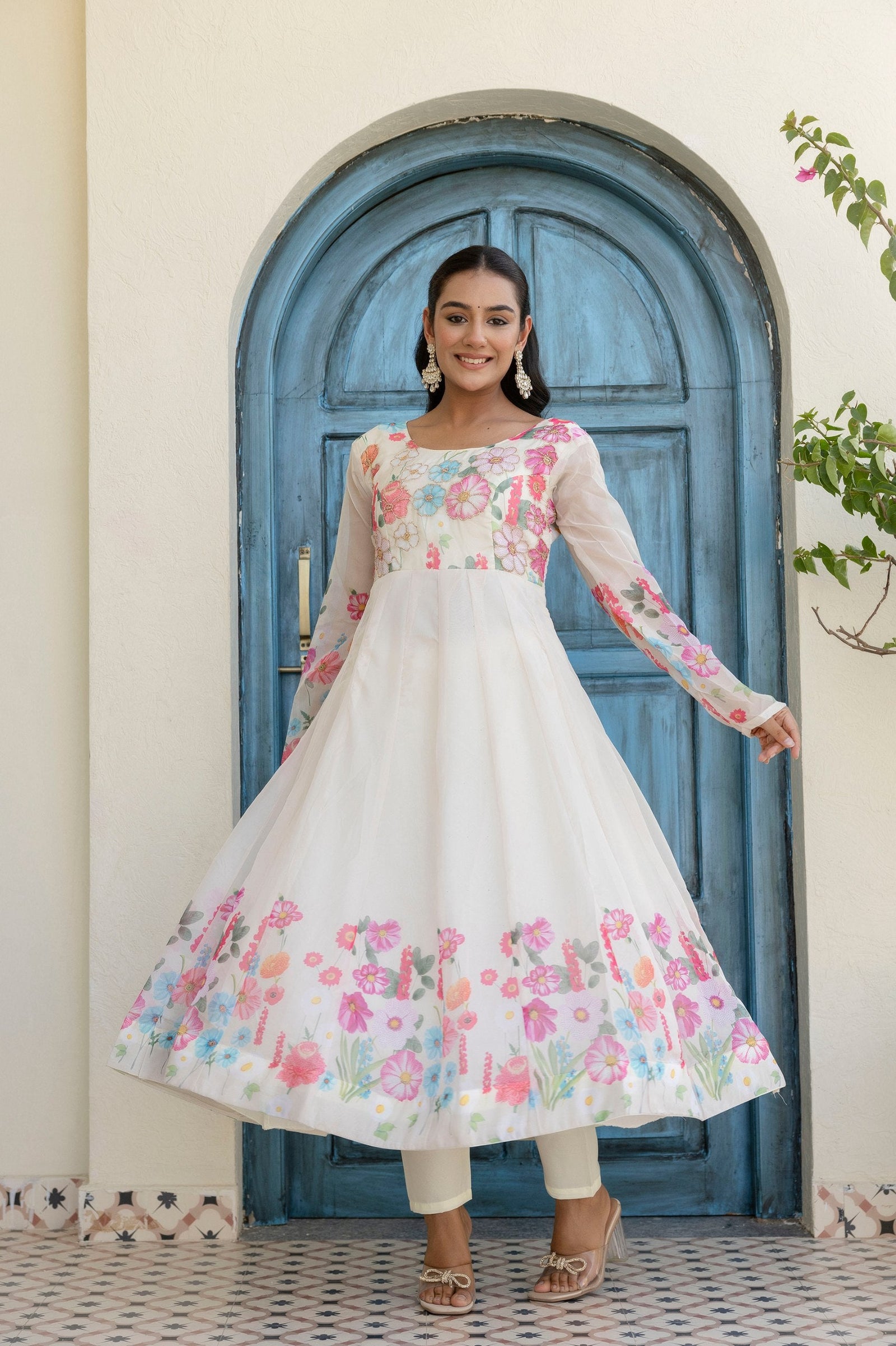 White Floral Digital Printed Organza Silk Anarkali Set with Gota Lace Dupatta – Fully Stitched ClothsVilla