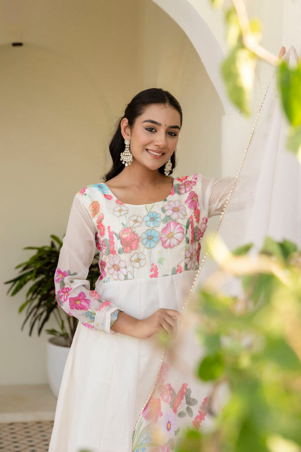 White Floral Digital Printed Organza Silk Anarkali Set with Gota Lace Dupatta – Fully Stitched ClothsVilla
