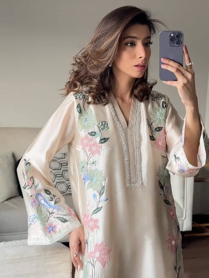 White Glass Embroidered Long Kaftan Set ClothsVilla