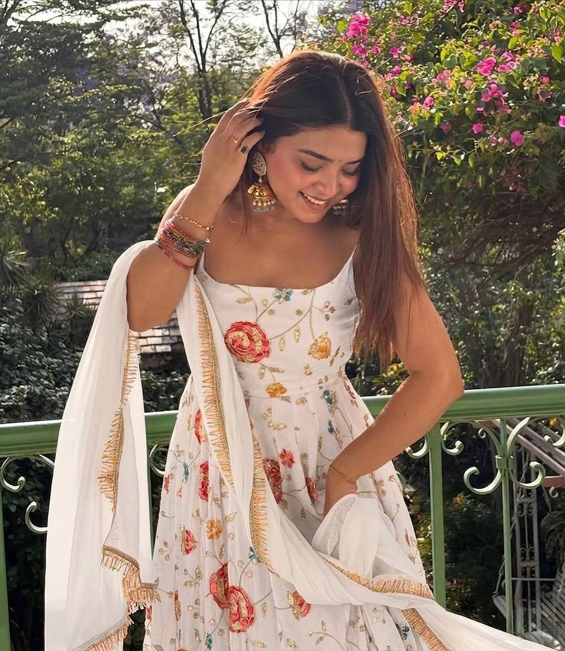 White Silk Embroidered Gown Set ClothsVilla