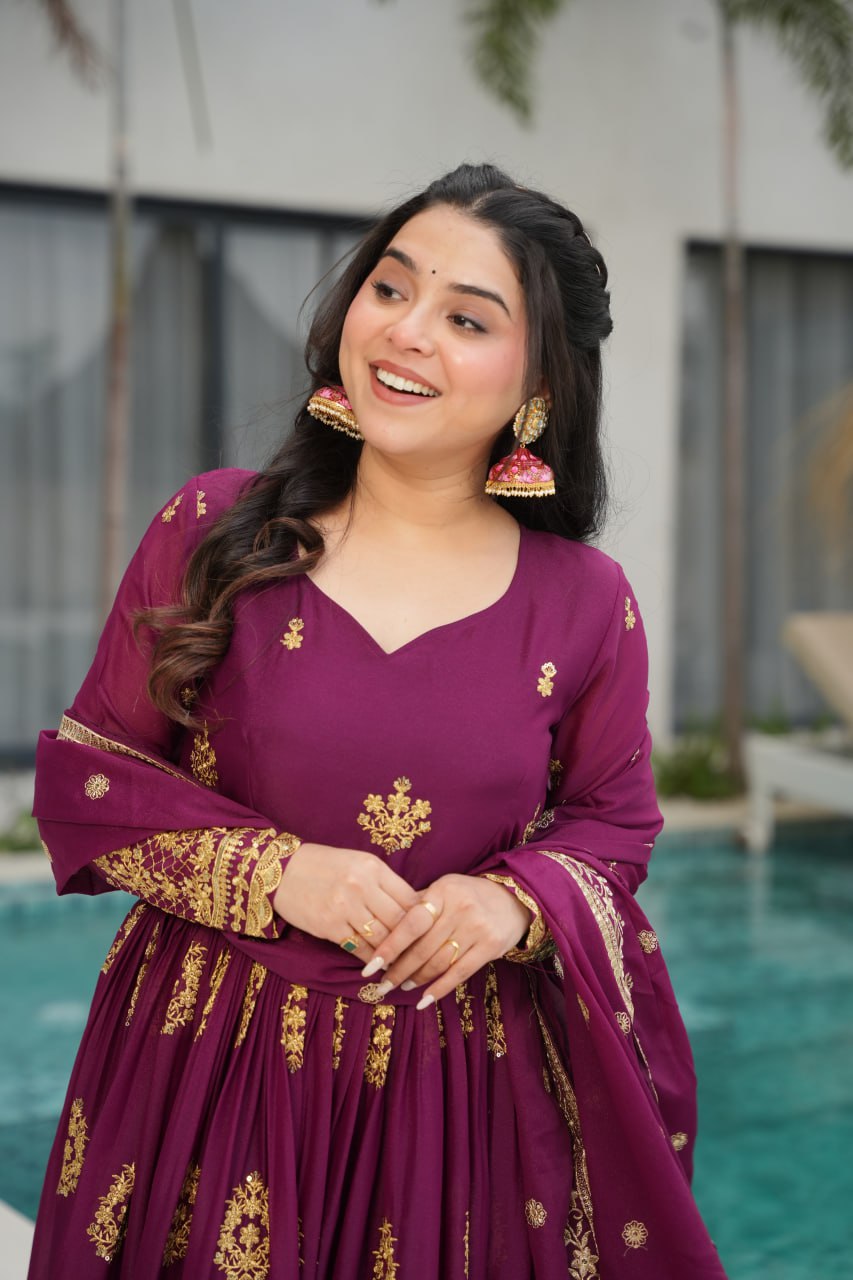 Wine Elegant Embroidered Star Georgette Gown with Dupatta – Full Sleeve, Pan Neck, Zari & Sequin Work Clothsvilla