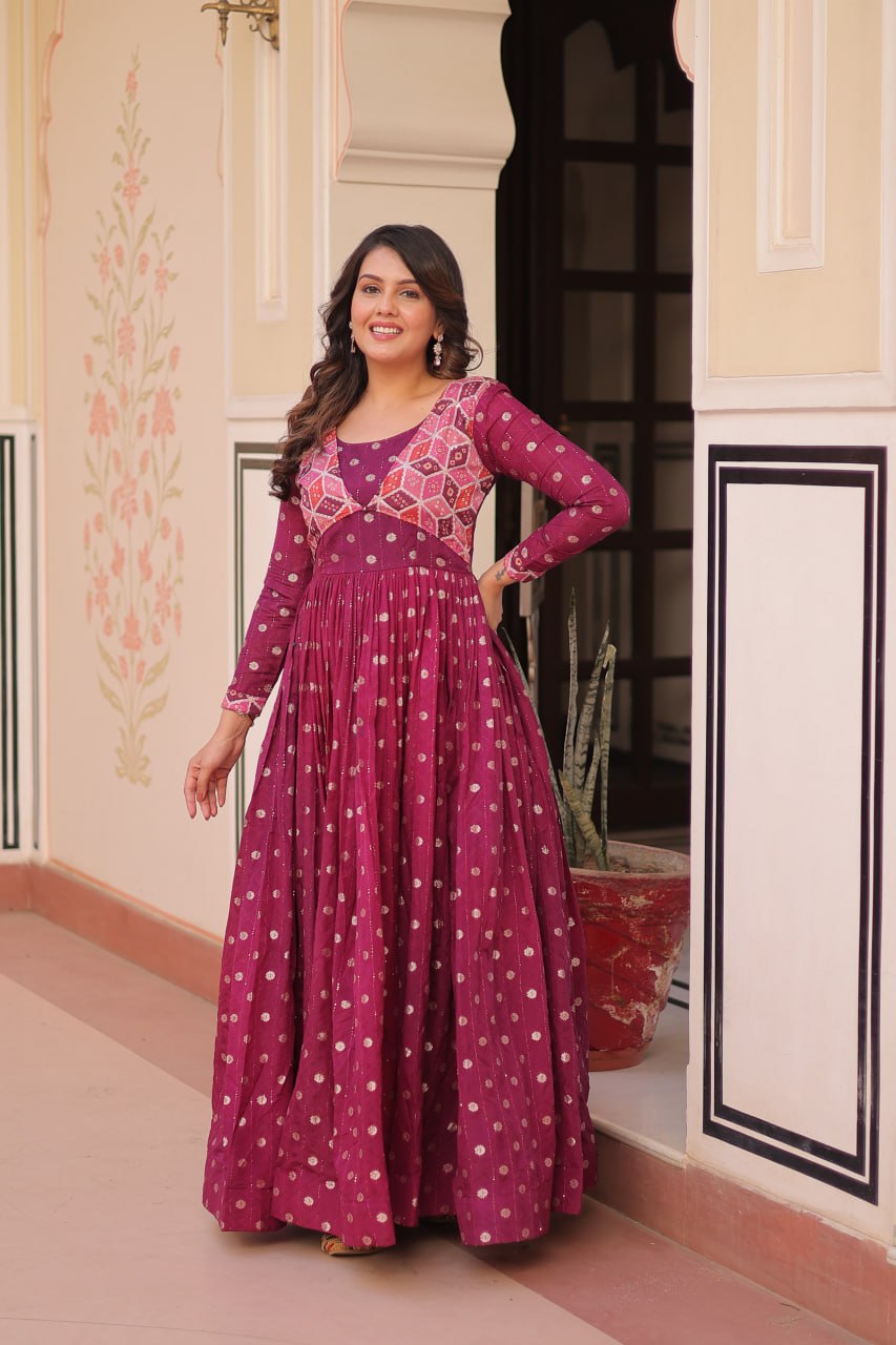 Wine Elegant Staple Jacquard Weaving Gown with Position Print Choli Clothsvilla