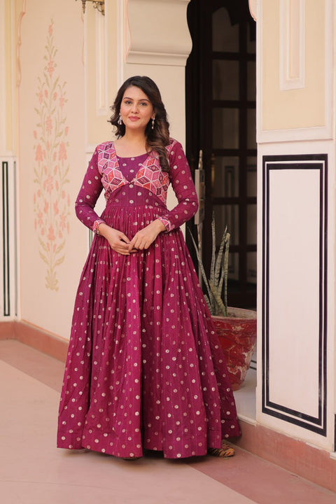 Wine Elegant Staple Jacquard Weaving Gown with Position Print Choli Clothsvilla Main image
