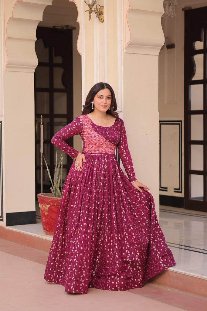 Wine Elegant Staple Jacquard Weaving Gown with Position Print Choli Clothsvilla