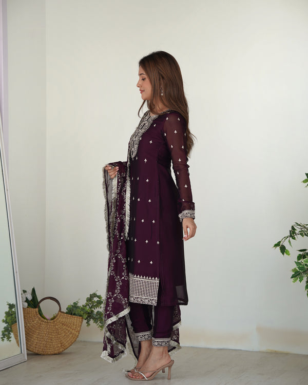 Wine Festival Special Pure Blooming Rangoli Silk Kurta Set with Dupatta – Elegant Embroidery & Lace Work