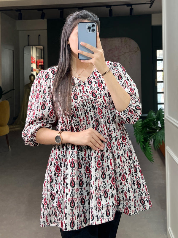Women's White Printed Cotton Tunic ClothsVilla