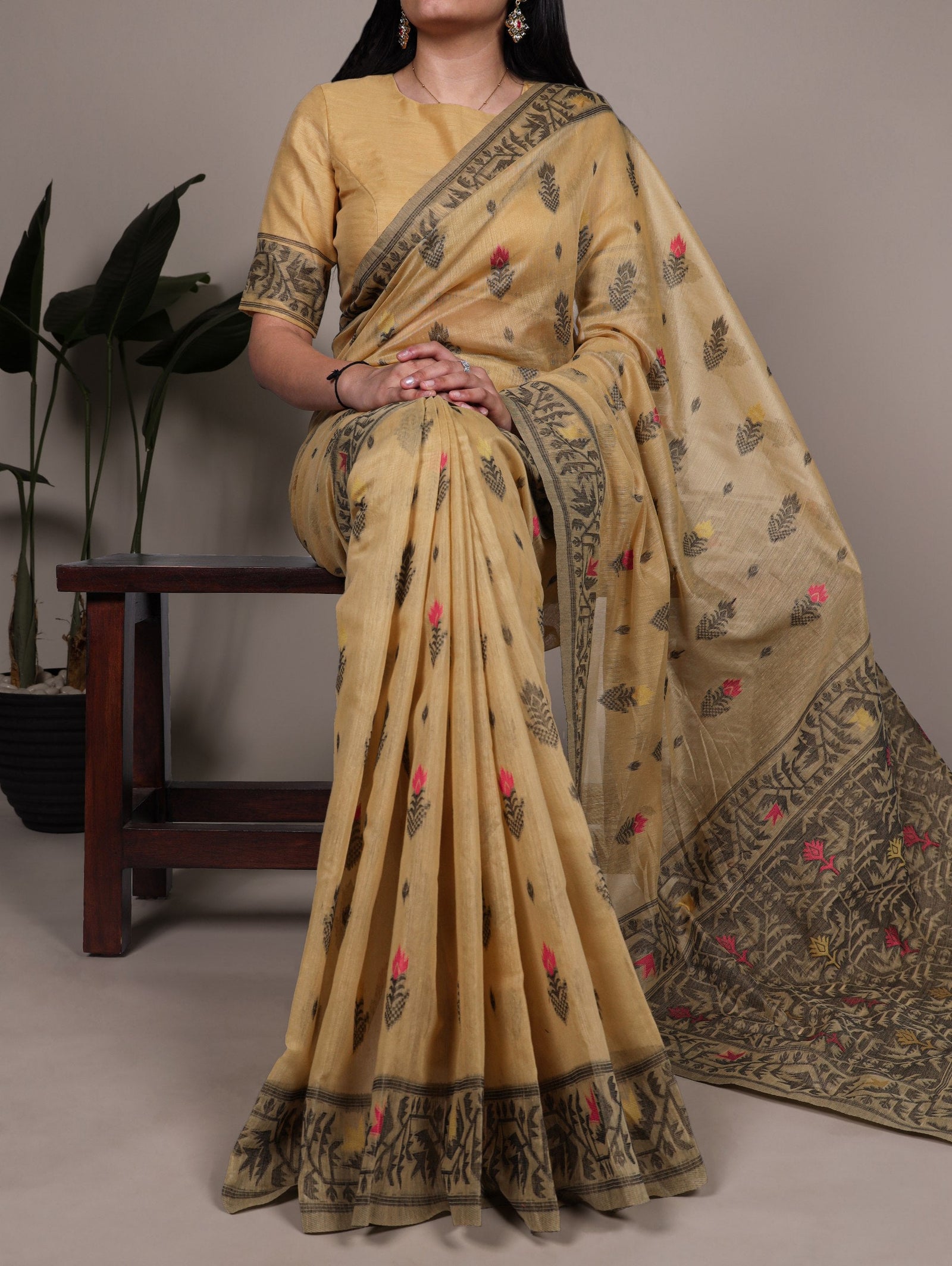 Yellow Elegant Poly Cotton Thread-Weaving Saree with Matching Unstitched Blouse – Lightweight Traditional Daily & Festive Wear ClothsVilla
