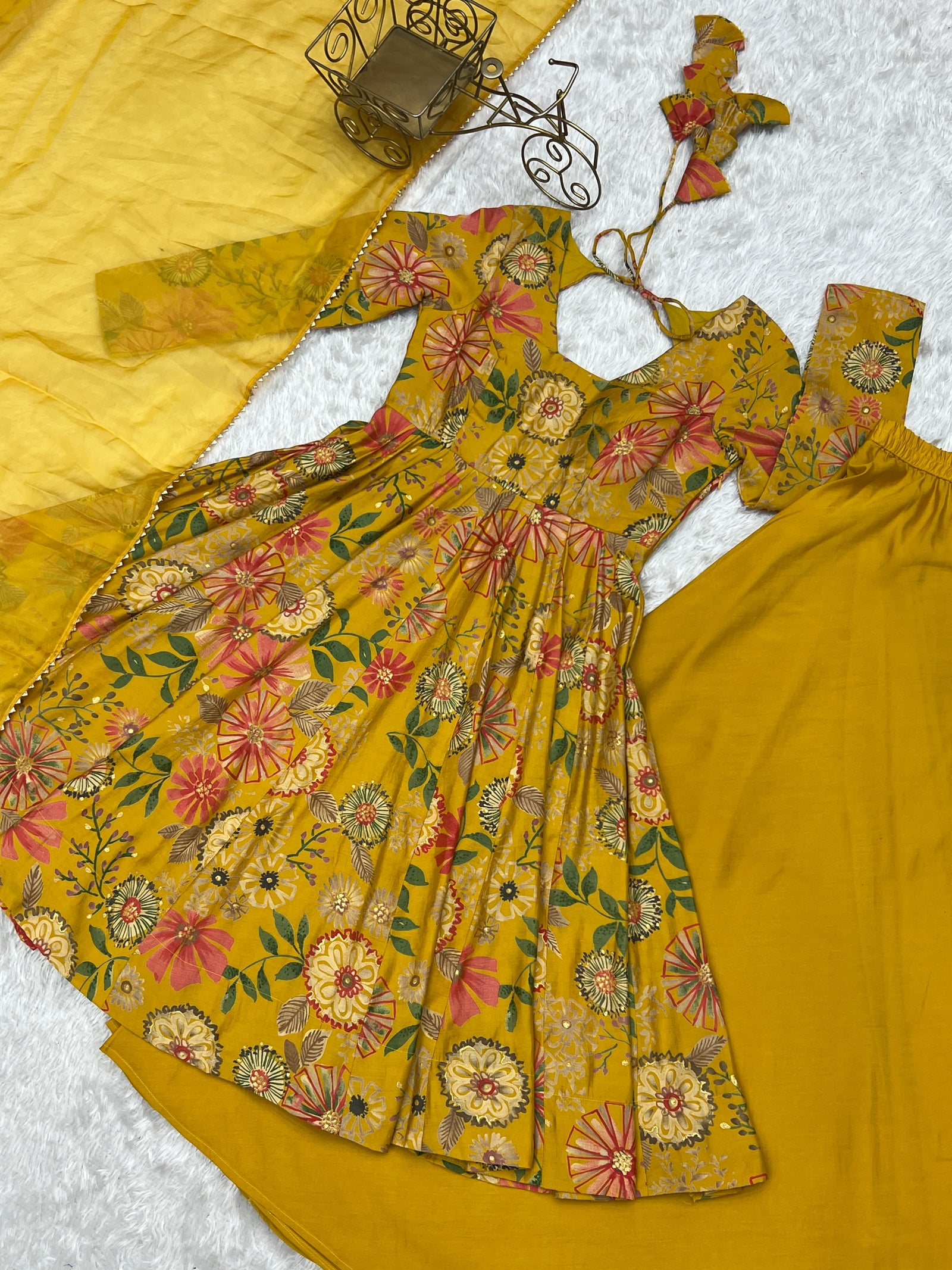 Yellow Elegant Roman Silk Chanderi Kediya Kurta Set with Dupatta & Palazzo