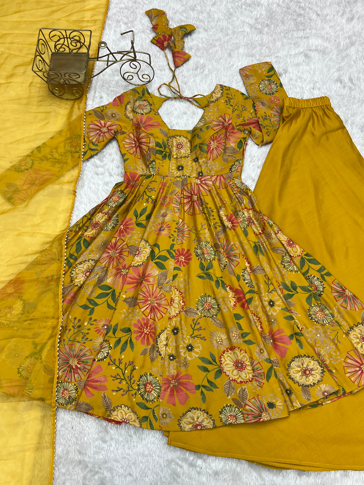 Yellow Elegant Roman Silk Chanderi Kediya Kurta Set with Dupatta & Palazzo
